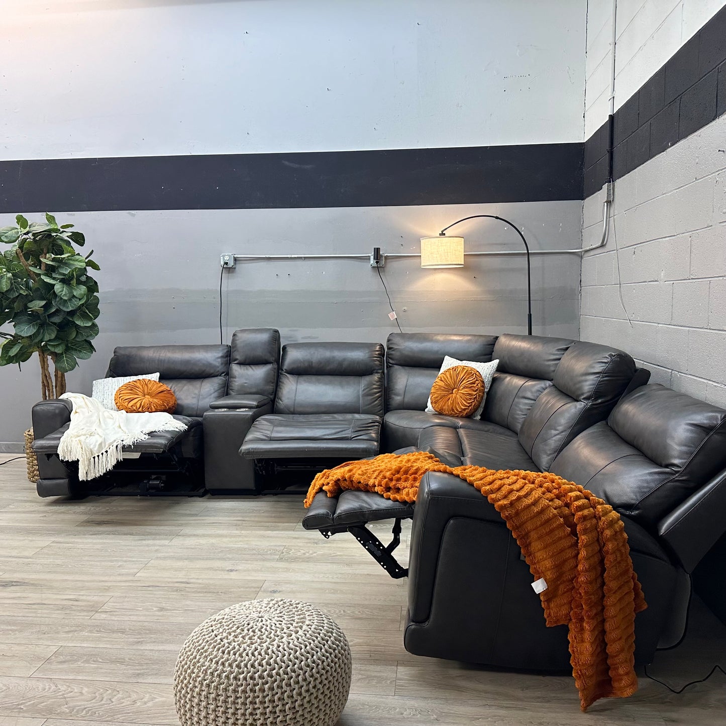 Lauretta 6-piece Leather Power Reclining Sectional with Power Headrests