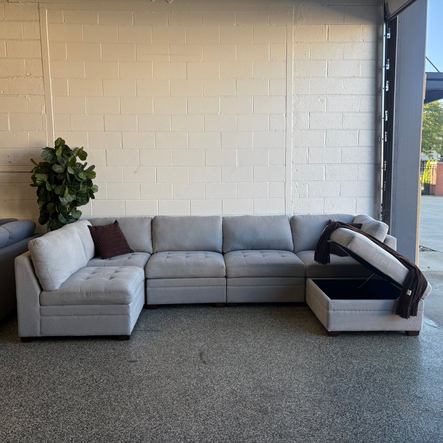 Costco Thomasville Tisdale Modular Sectional 6-Piece Boucle with Storage Ottoman