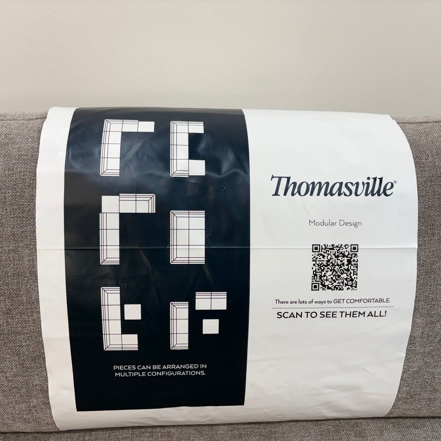 Thomasville Fallon Modular Sectional 6-piece Gray with Ottoman