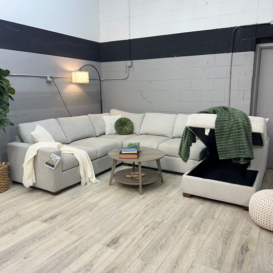 Thomasville Glenn Fabric Sectional with Storage Chaise