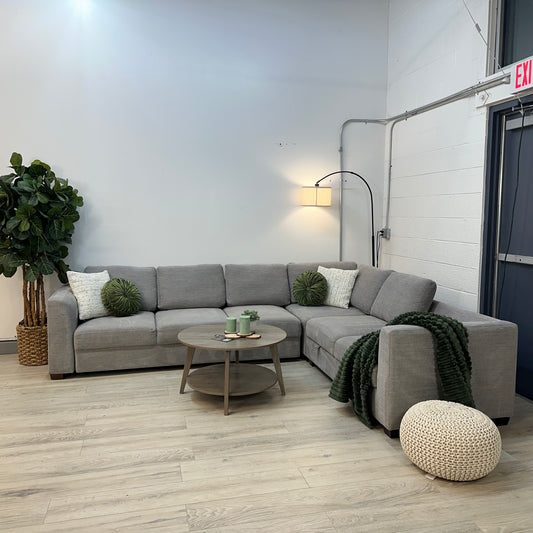 Thomasville Caler Convertible Sleeper Sectional with Storage