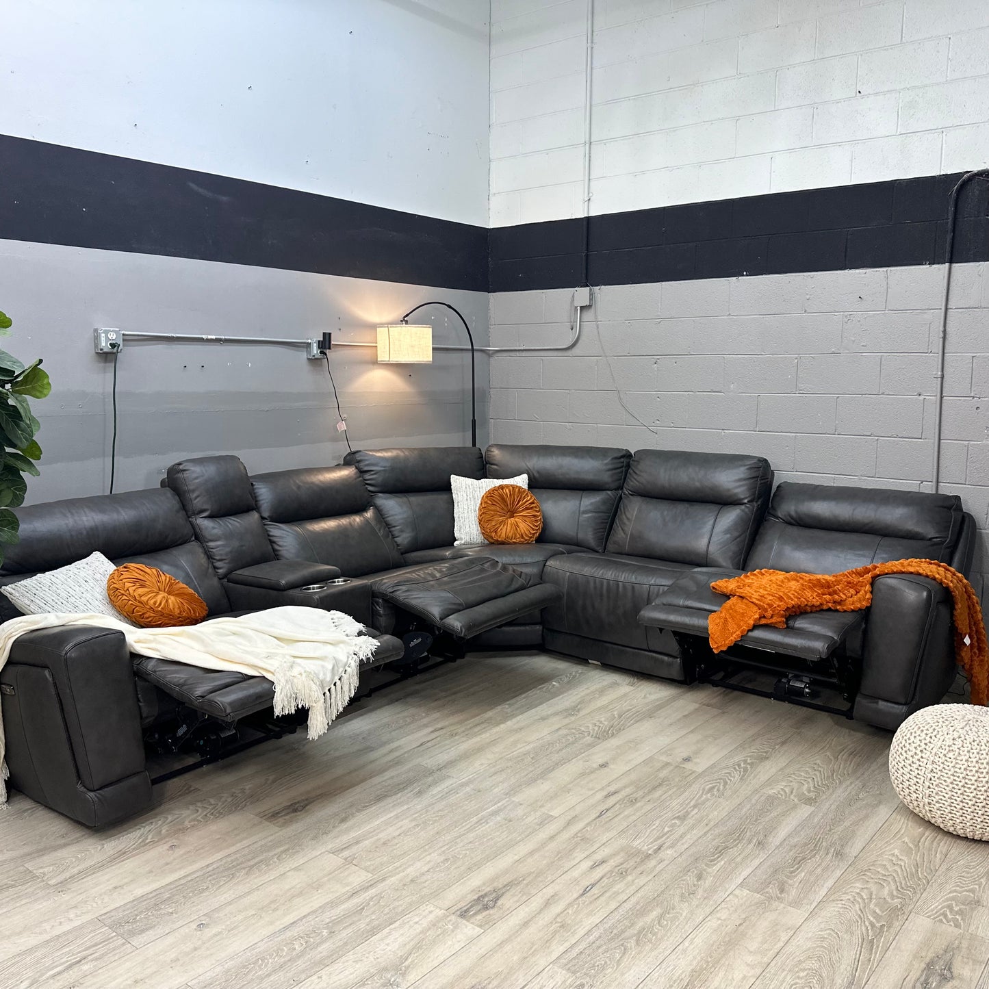 Lauretta 6-piece Leather Power Reclining Sectional with Power Headrests