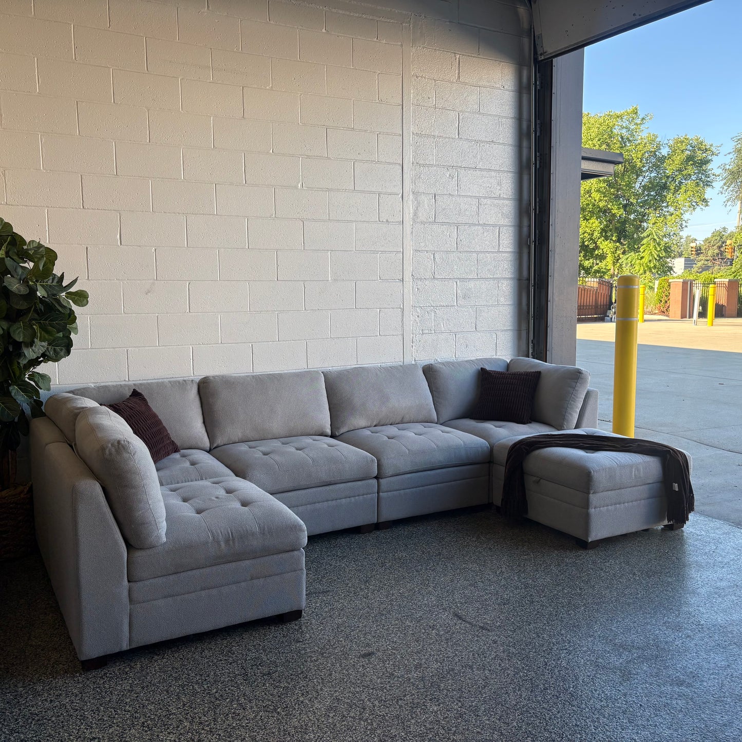 Costco Thomasville Tisdale Modular Sectional 6-Piece Boucle with Storage Ottoman