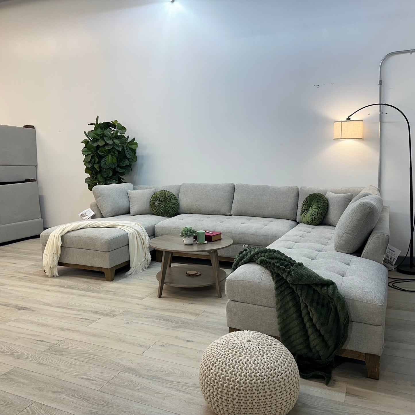 Thomasville Tavish Fabric Sectional with Storage