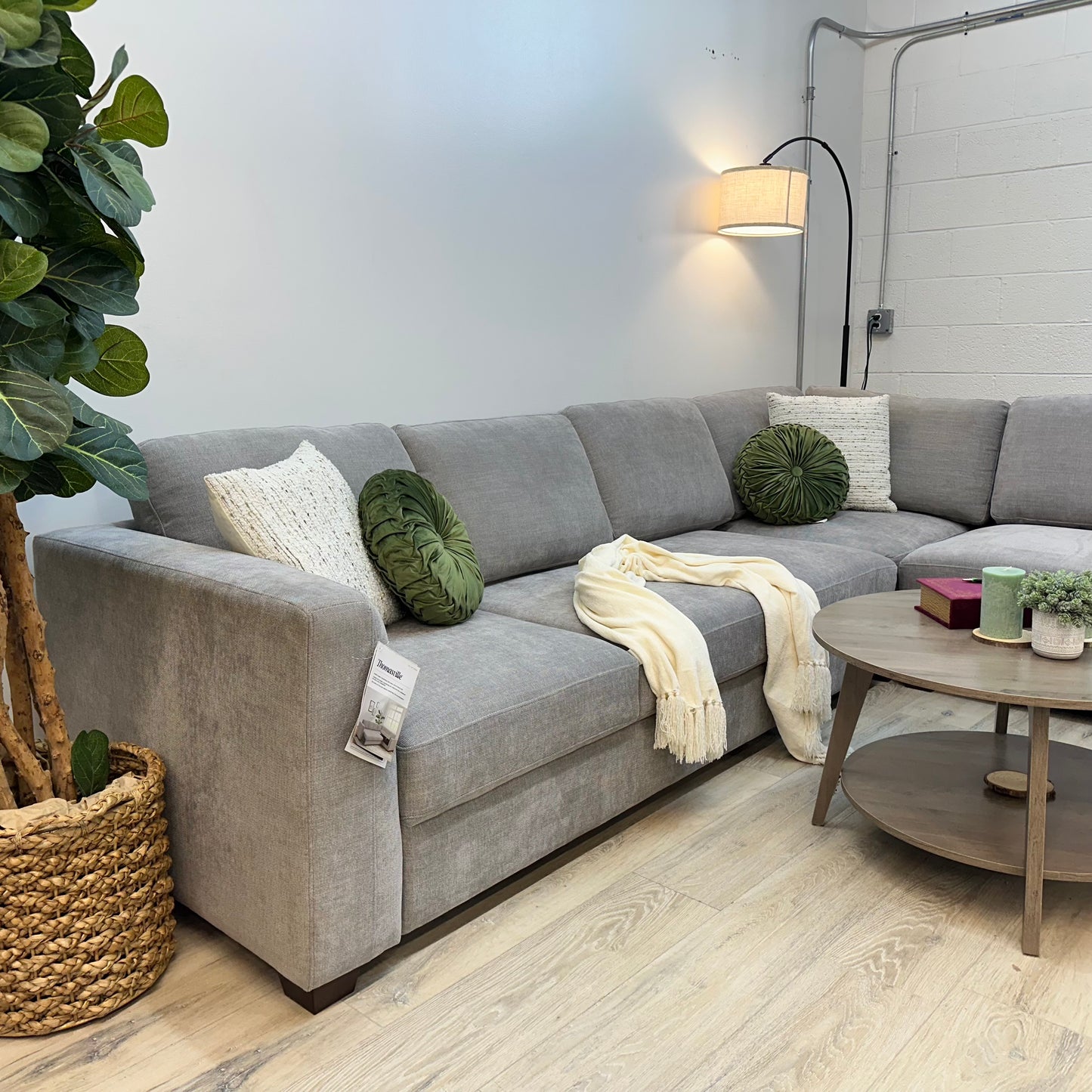 Thomasville Caler Convertible Sleeper Sectional with Storage