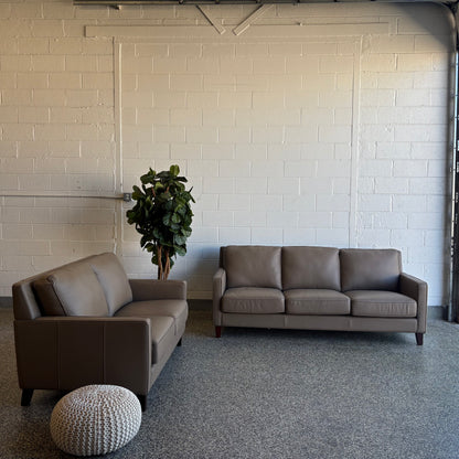 Costco West Park 2-Piece Leather Set - Sofa & Loveseat