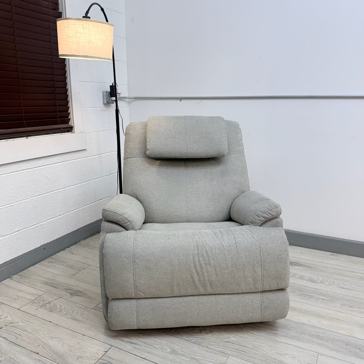 Flexsteel Zecliner Power Lift Sleep Recliner with Power Headrest and Lumbar - Light Gray