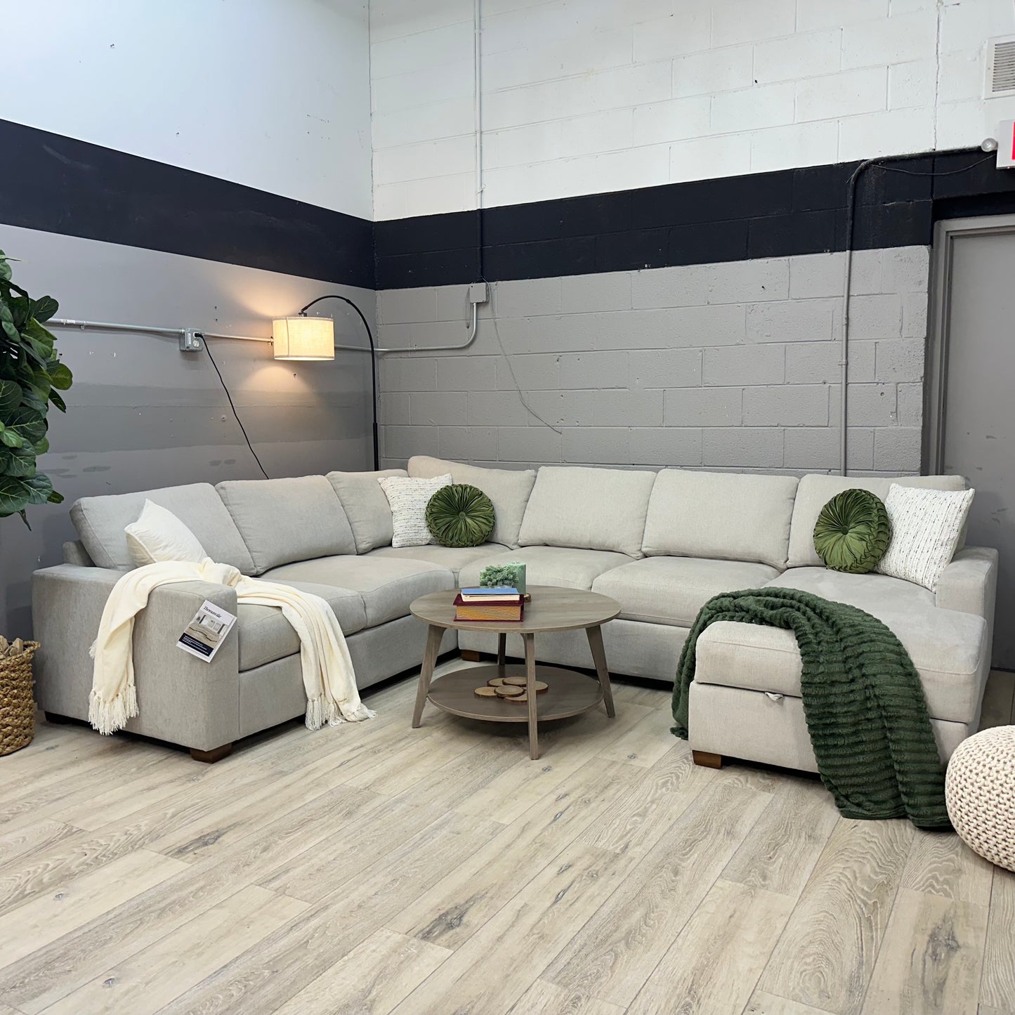 Thomasville Glenn Fabric Sectional with Storage Chaise