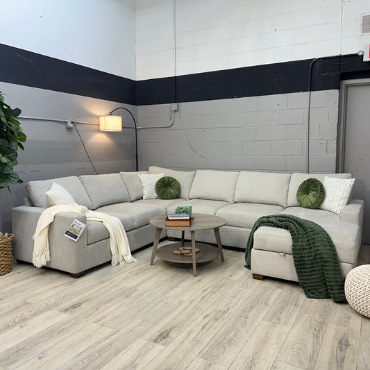 Thomasville Glenn Fabric Sectional with Storage Chaise