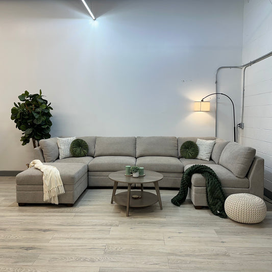 Thomasville Tisdale Modular Sectional 6-piece Taupe with Storage Ottoman