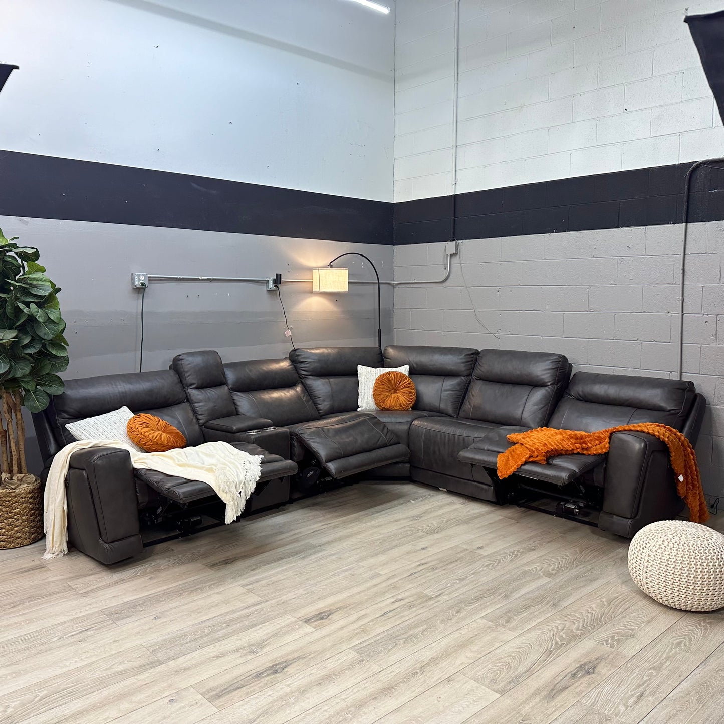 Lauretta 6-piece Leather Power Reclining Sectional with Power Headrests