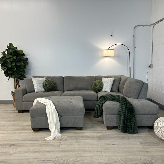 Thomasville Miles Fabric Sectional with Storage Ottoman