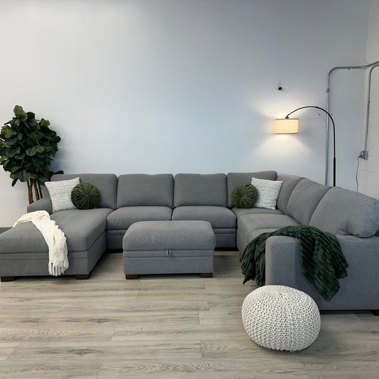 Thomasville Langdon Fabric Sectional with Storage Ottoman