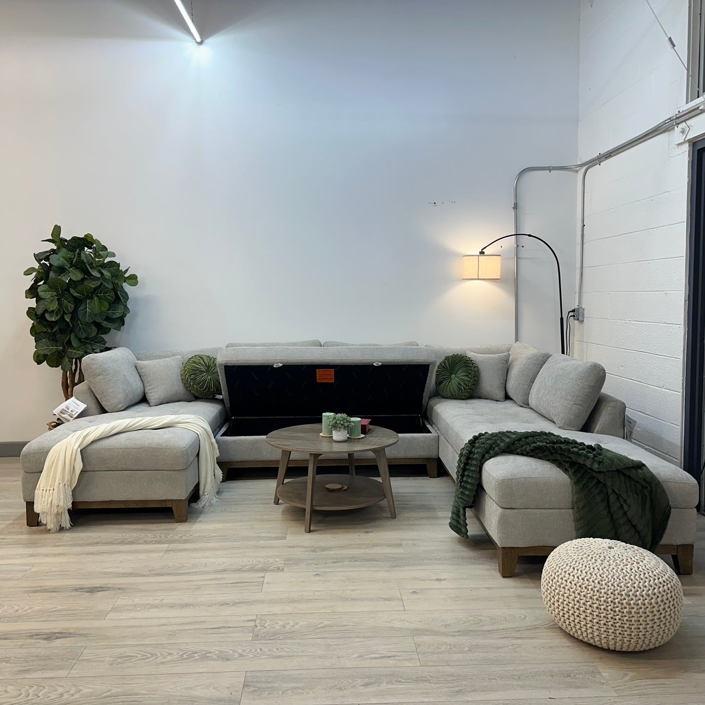 Thomasville Tavish Fabric Sectional with Storage