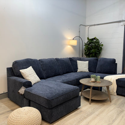 Albar Place 2-Piece Sectional
