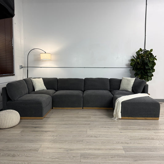 Henredon Murphy Fabric Modular Sectional with Ottoman