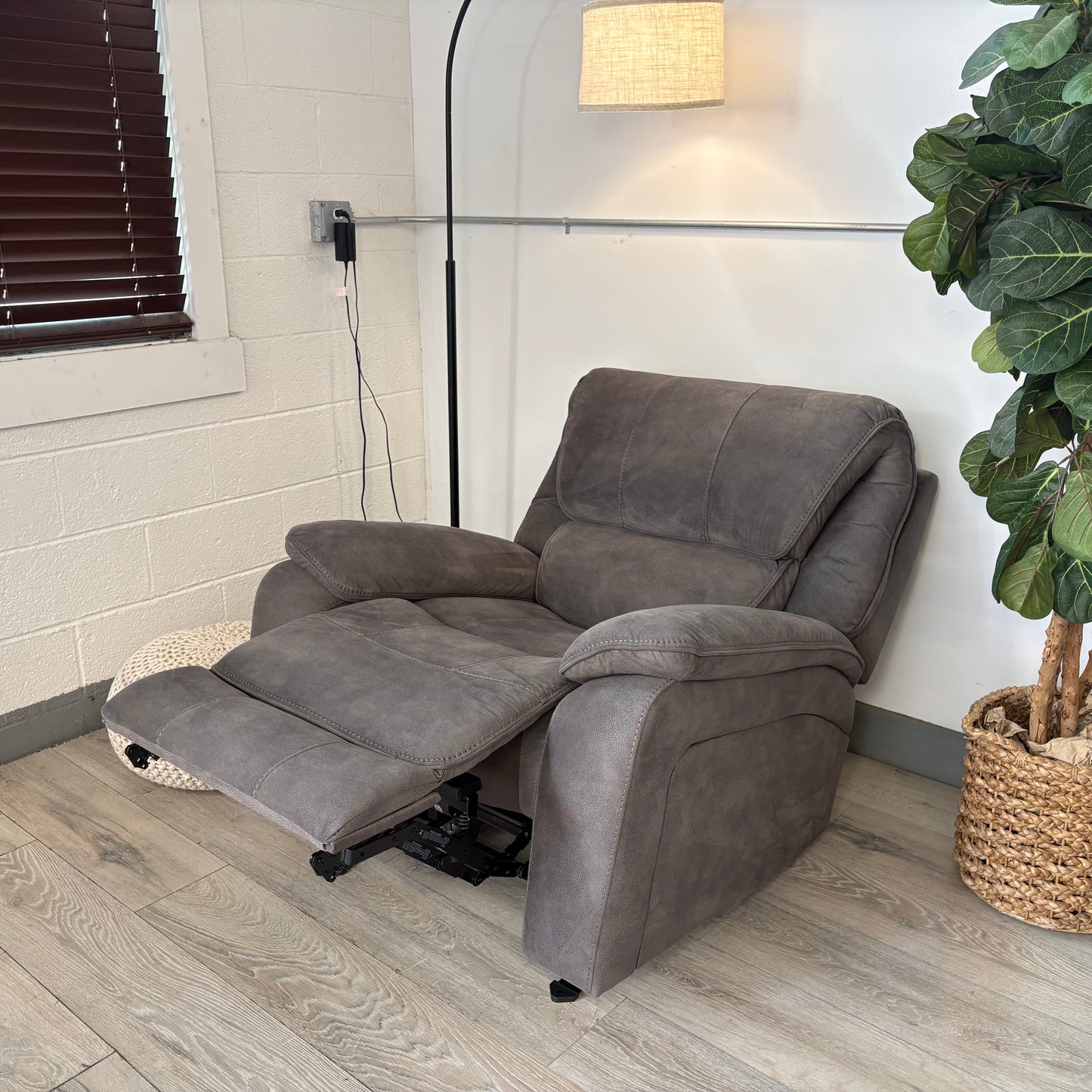 Jones Fabric Rocker Recliner Barcalounger