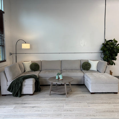 Thomasville Tisdale Modular Sectional 6-piece Beige with Storage Ottoman