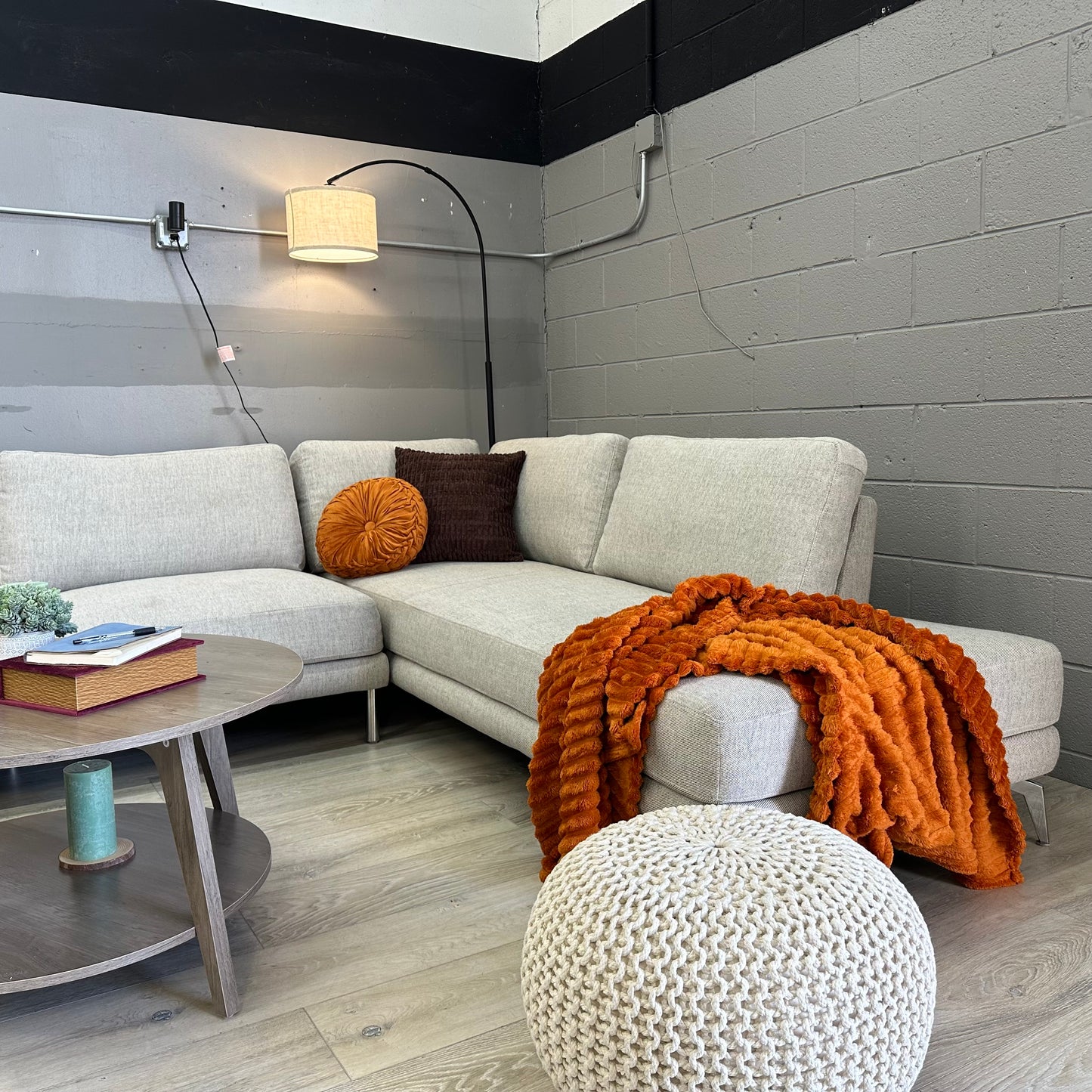 Kyler Fabric Chaise Sectional