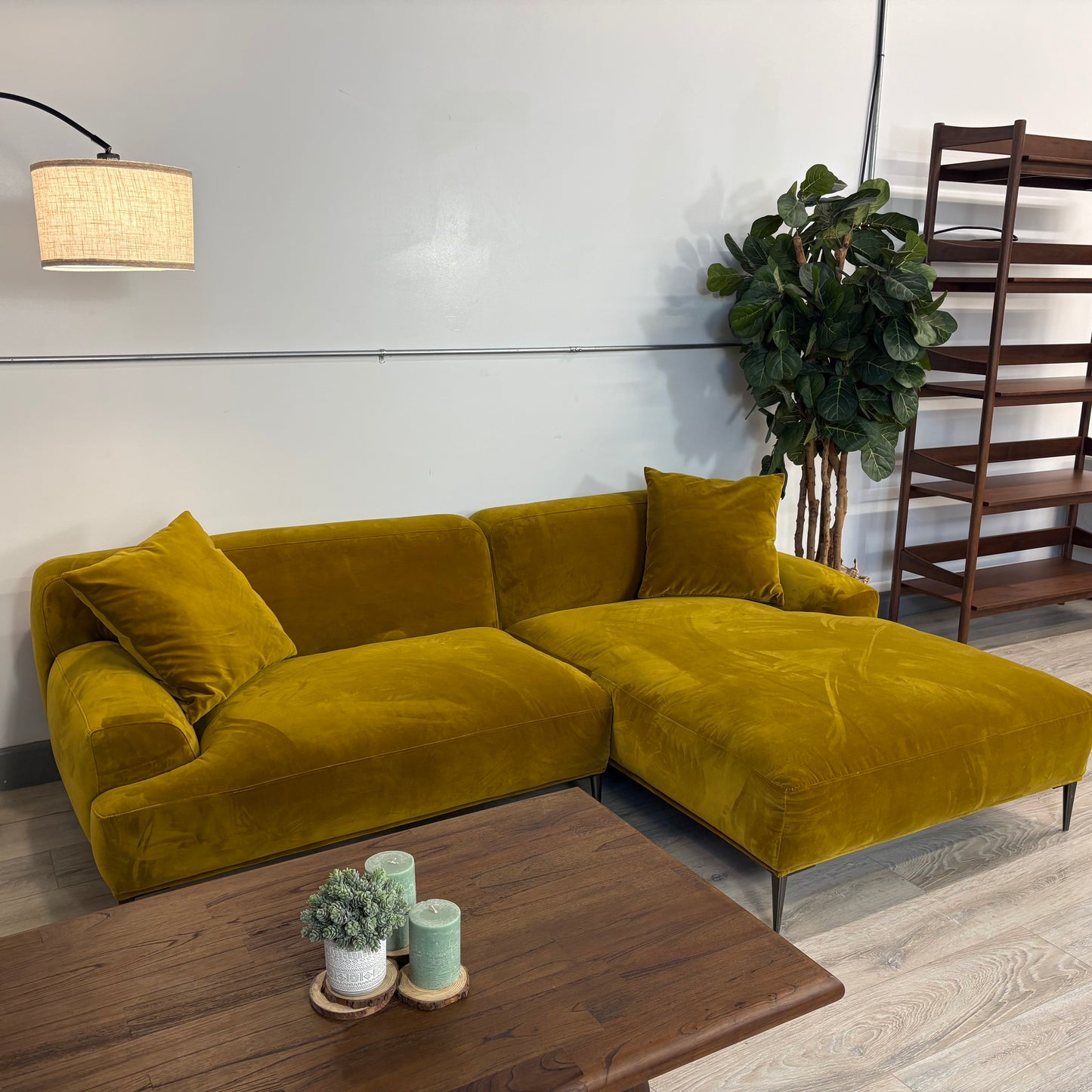 Article Abisko 94.5" Velvet Right Sectional - Plush Yarrow Gold