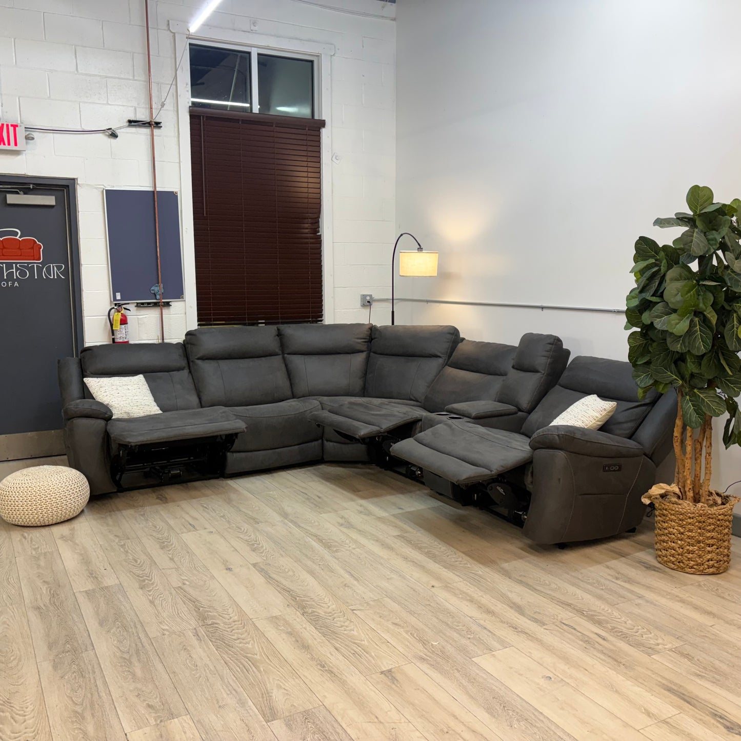 Zakary 6-piece Fabric Power Reclining Sectional With Power Headrests