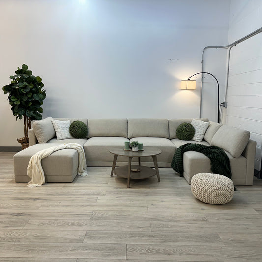 Thomasville Fallon Modular Sectional 6-piece Gray with Ottoman