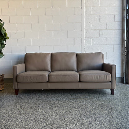 Costco West Park 2-Piece Leather Set - Sofa & Loveseat