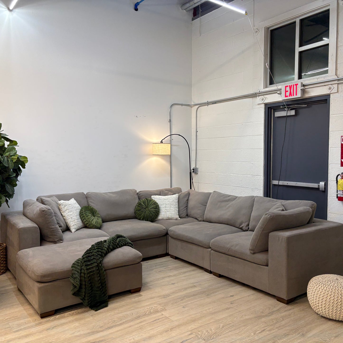 Thomasville Lowell 6-piece Modular Sectional