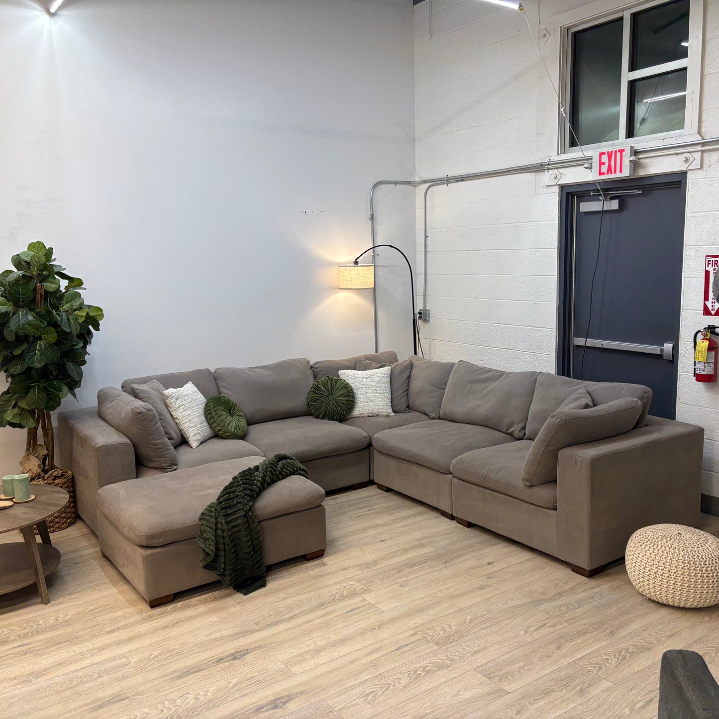 Thomasville Lowell 6-piece Modular Sectional